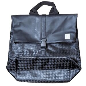Tanger Black Houndstooth Collapsible Roomy Backpack Adjustable Straps